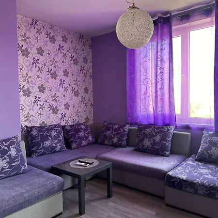 Lavender, Near To Airport Апартамент